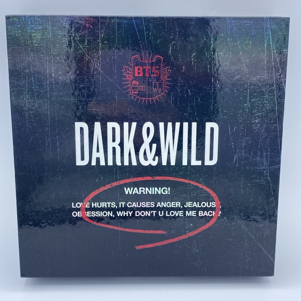 BTS Dark & Wild Vol.1 CD Includes Photobook K-Pop Music Collectable
